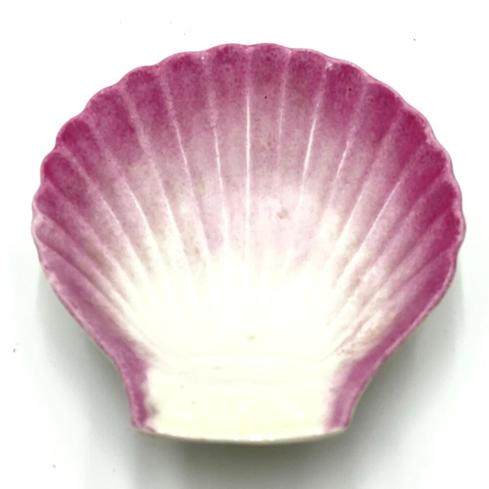 French Porcelaines à Feu G.P. & Cie Mehun Shell Pink and White Dish Vtg 5"